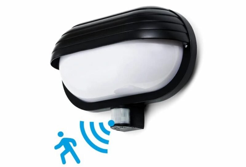 Weatherproof Bulkhead Light with PIR - Black